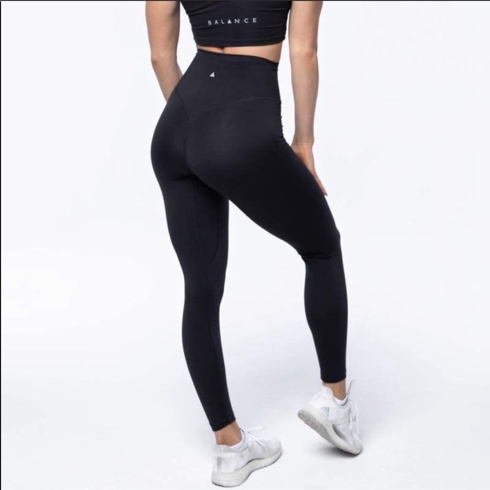 Balance Athletica OG pant size small